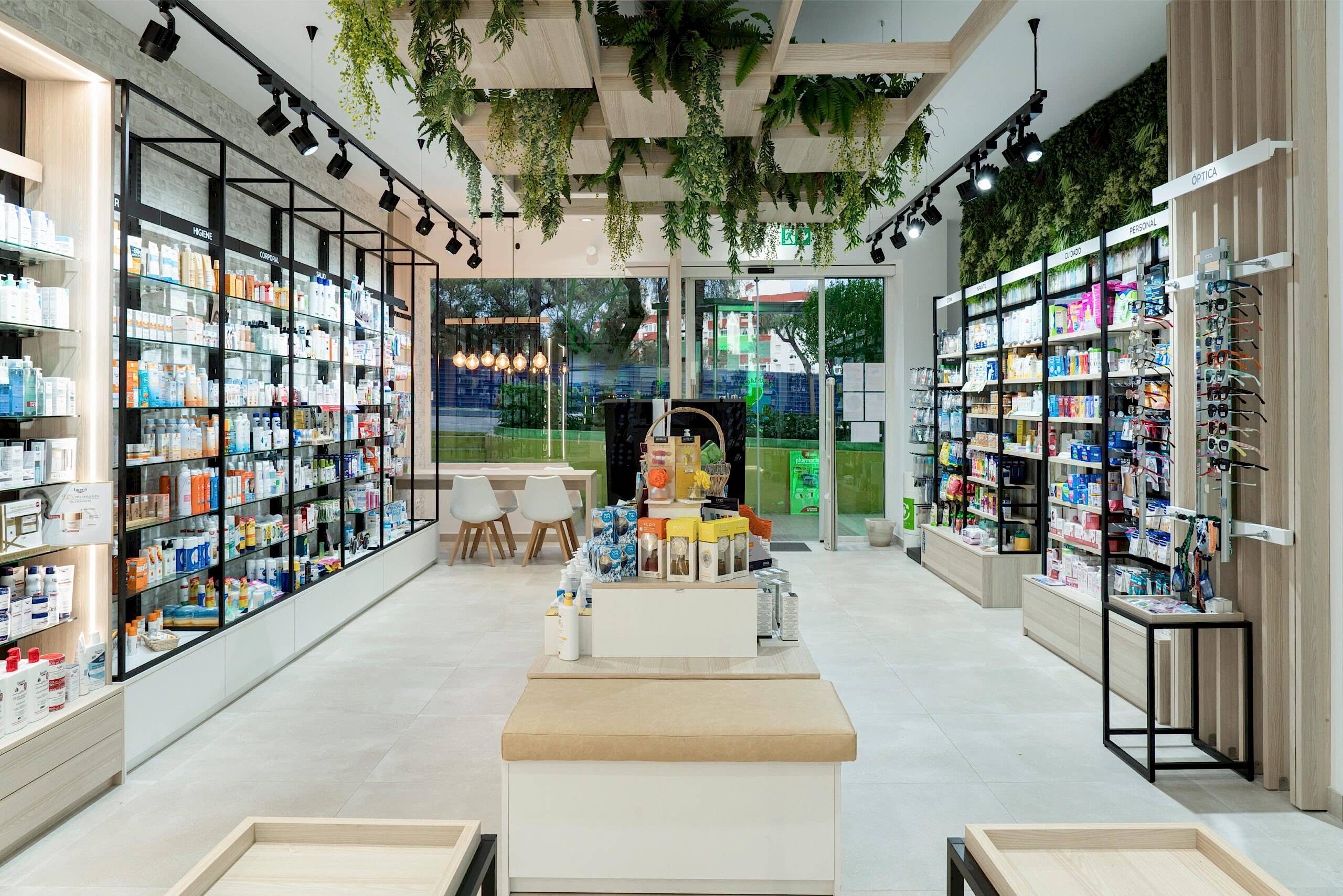 Farmacia Plaza | Kaulak Estudio