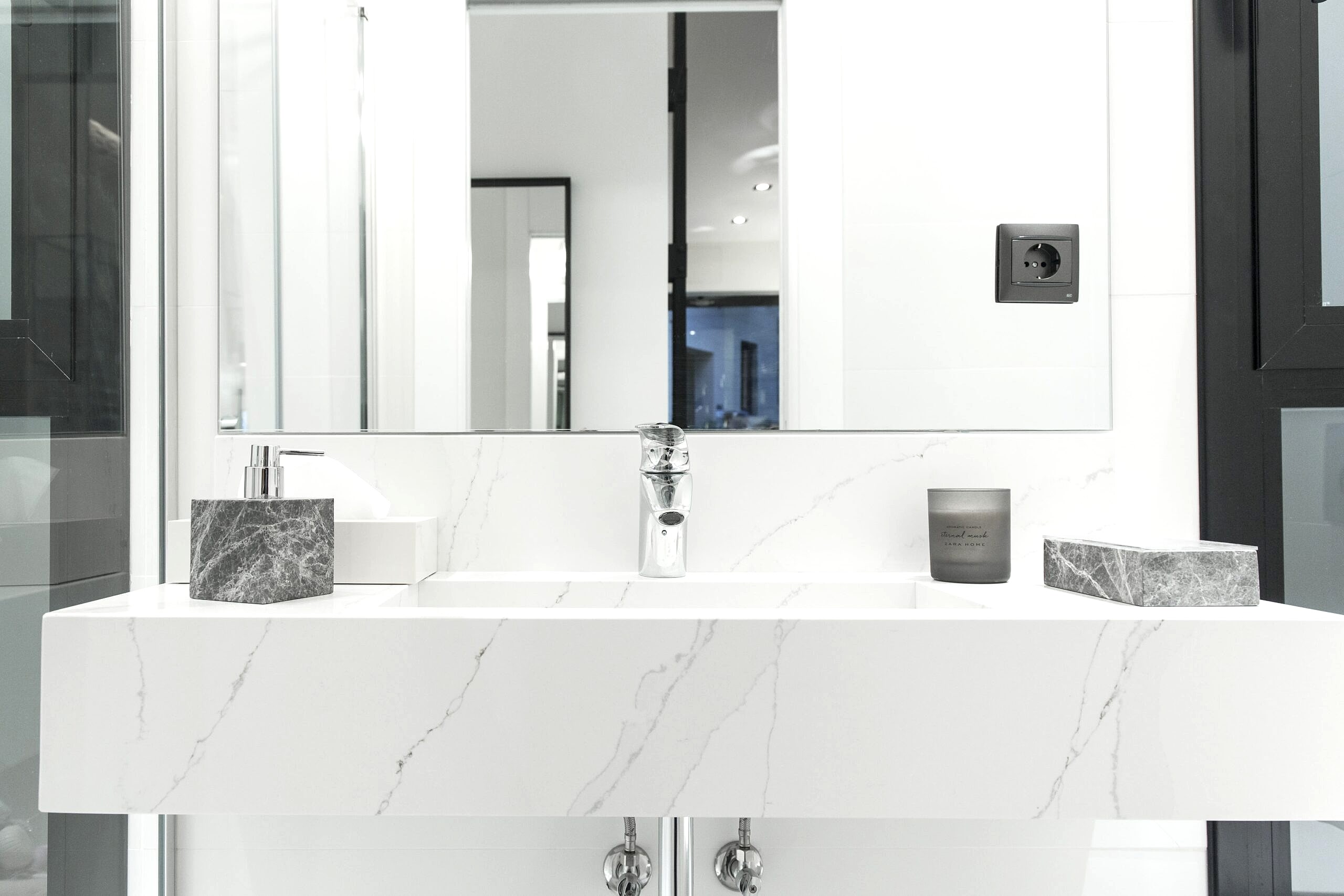 Clínica In & Out | Kaulak Estudio