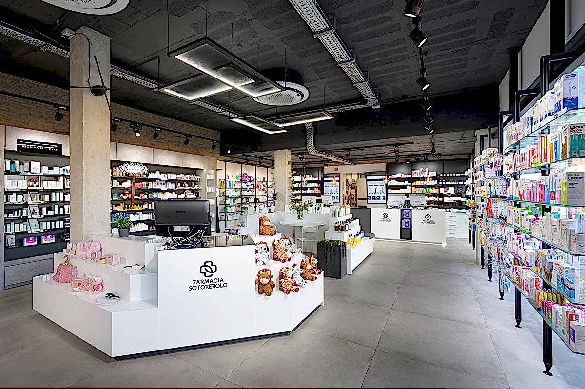 Farmacia Sotorebolo | Kaulak Estudio Farmacia Sotorebolo | Kaulak Estudio